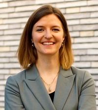Dr. Julia Hufnagel